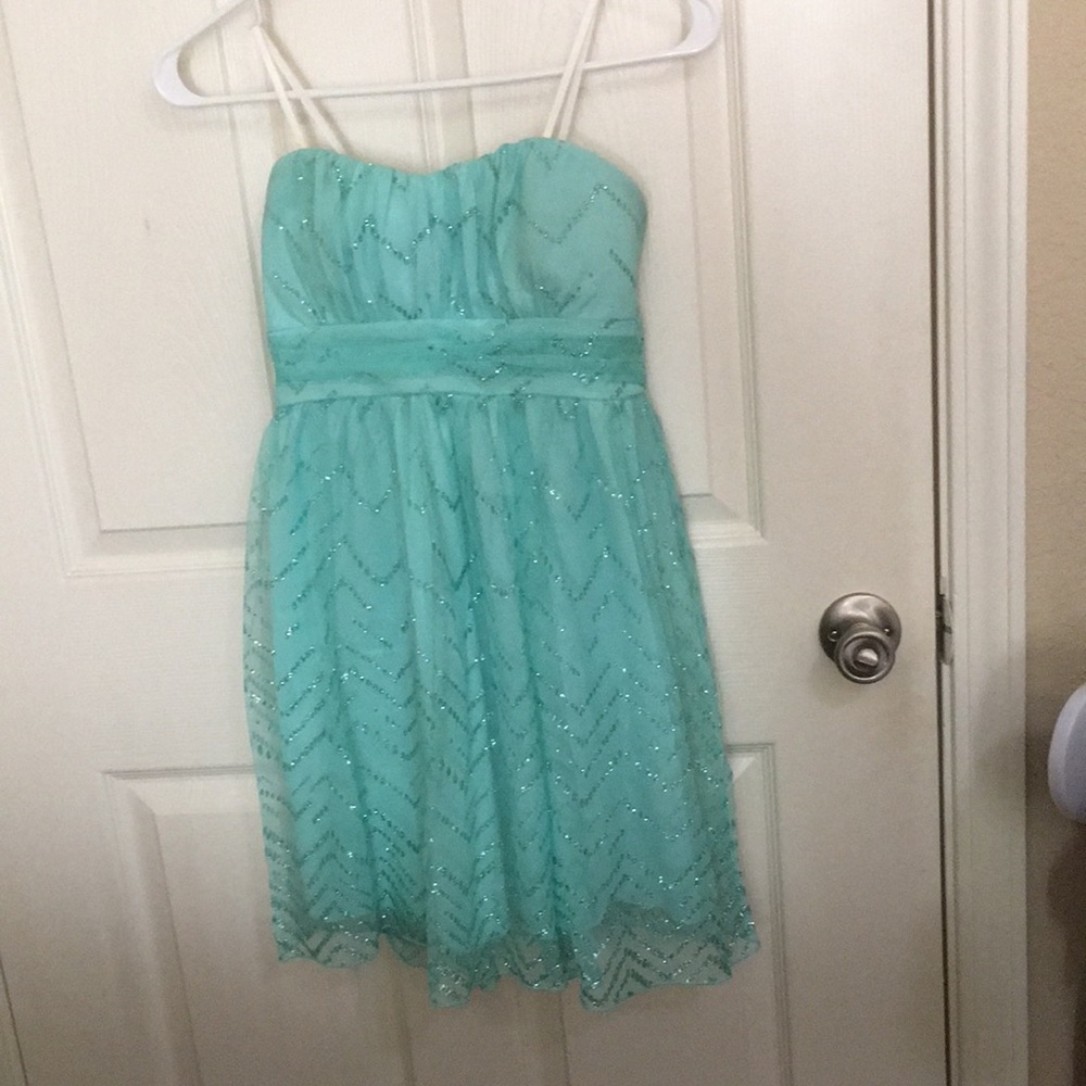 BCX Dress Green Sleeveless Dress with Zigzag Sequins Size 5
